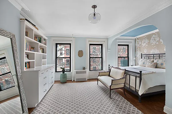 Sold by Compass | media 11