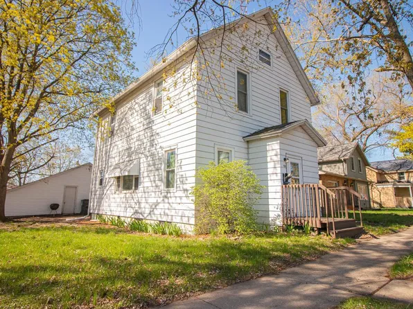 408 West COOK STREET, Portage, WI 53901
