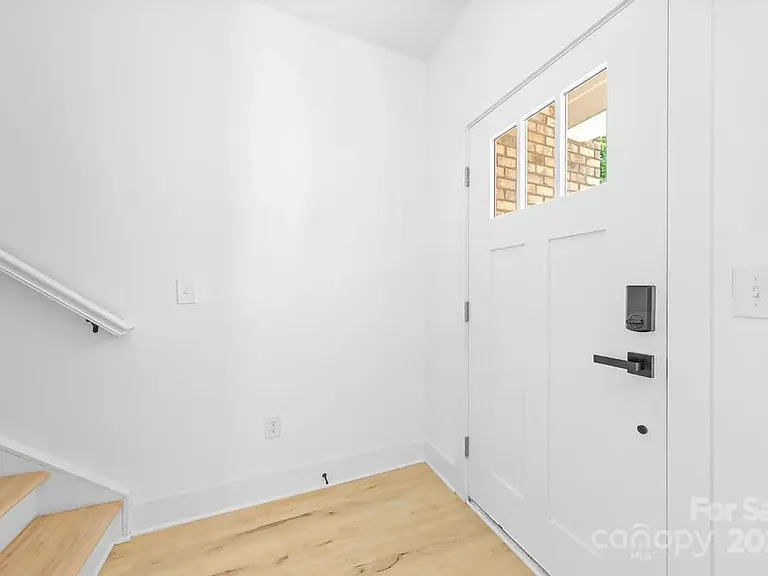 5115 Carden Dr — Photo 14