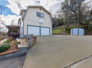 14097 Wolf Rd, Grass Valley, CA 95949