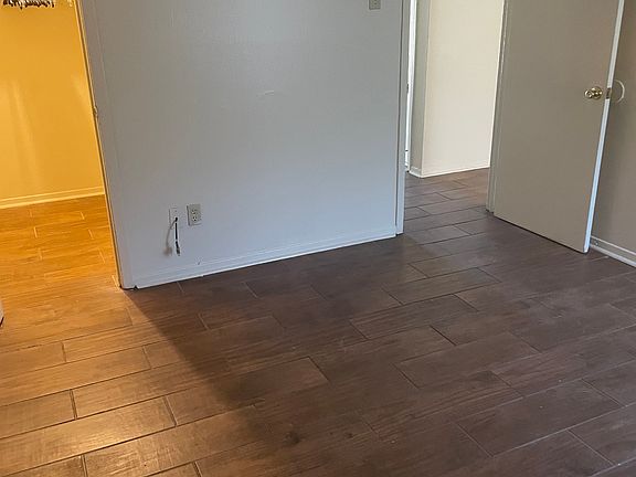 2nd image of 4442 Medley Ln #1