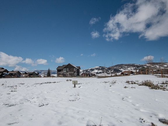 5th image of 1353 Wildhorse Cir