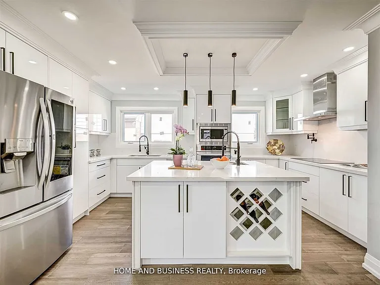 470 Louis Dr — Photo 6