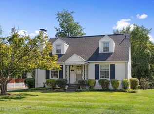 4016 Brownlee Rd, Saint Matthews, KY 40207