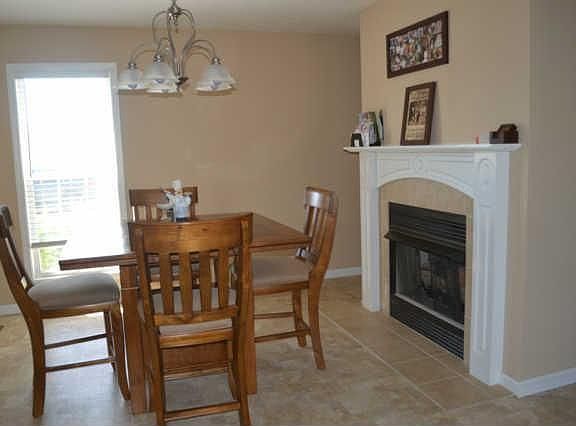 5th image of 3795 Cindy Jo Dr N
