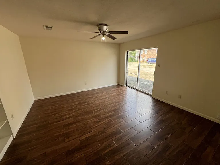 5268 Brightside View Dr — Photo 15