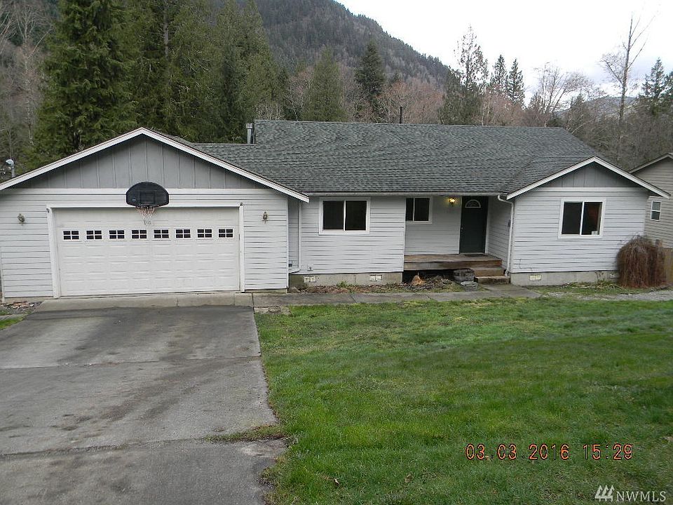 1st image of 582 E Alder Dr