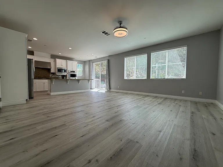 908 Terraza Mar — Photo 5