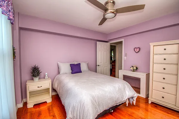 Sold by REMAX Elite | media 32