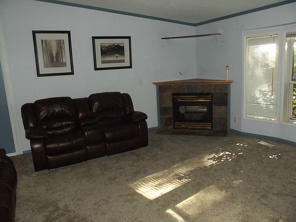 5th image of 36601 37th Avenue Ct S