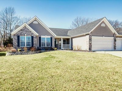 731 Autumnwood Forest Dr, Lake Saint Louis, MO, 63367