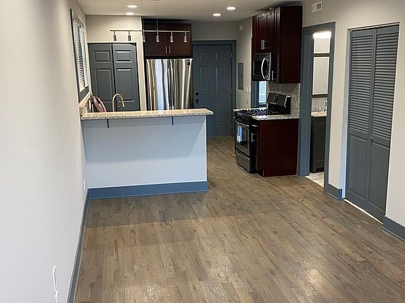 3rd image of 3729 W Palmer St #1