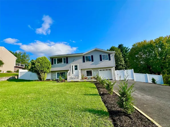 4 Liberty Court, Washingtonville, NY 10992