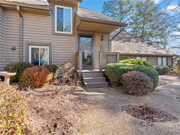 4252 D Youville Trce, Atlanta, GA 30341