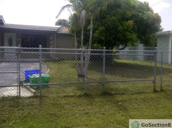 220 SW 29th Ave, Fort Lauderdale, FL 33312