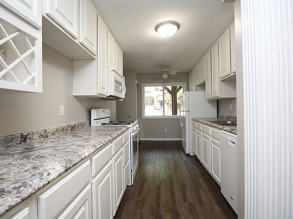 4th image of 1980 Tall Oaks Dr Unit 1A