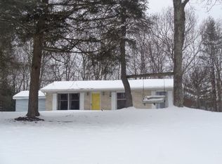 9 Stage Farm Ln, Mc Clure, PA 17841