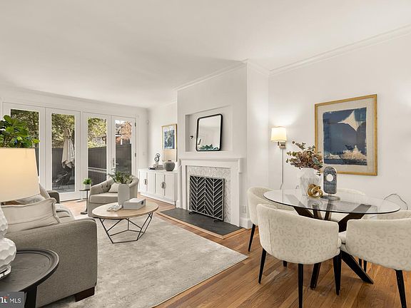 5th image of 1561 33rd St NW