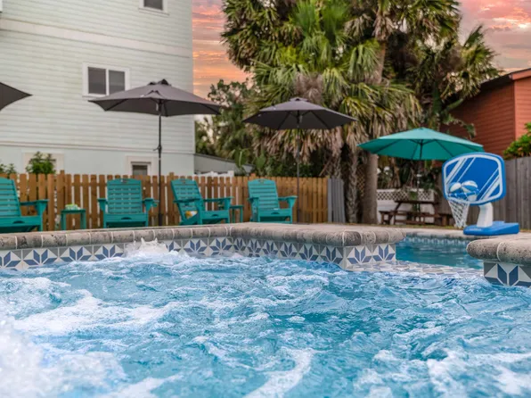 108 Zamora St, Saint Augustine, FL 32084