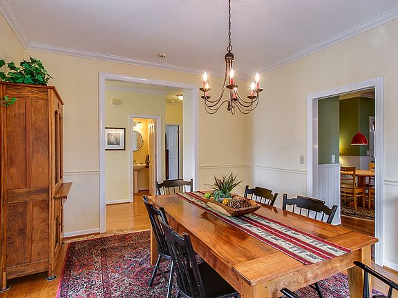 5th image of 608 Bonnie Pl