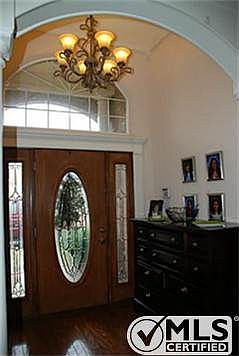 2nd image of 706 Willow Creek Cir