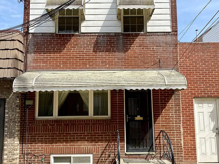 735 Manton St — Photo 16