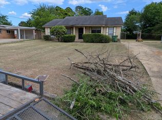 2812 Tremont St, Montgomery, AL 36110