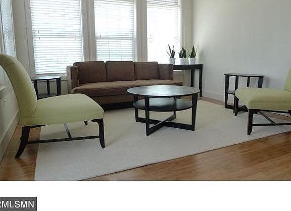 4th image of 605 Snelling Avenue S