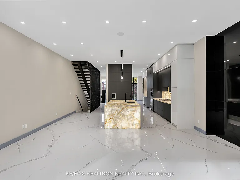 71 Ardmore Rd — Photo 9