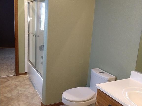 property_10-2019_Second bath_04302020