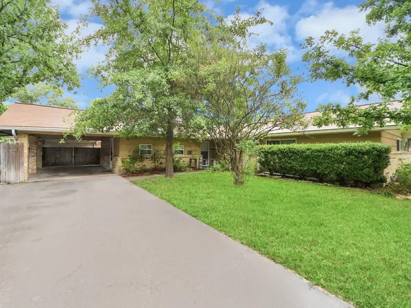 10318 Knoboak Dr, Houston, TX 77043