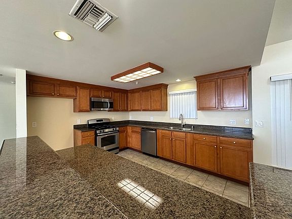 3rd image of 7526 N Laurel Canyon Blvd #106