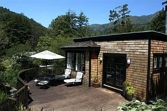 10 Throckmorton Ln photo 1