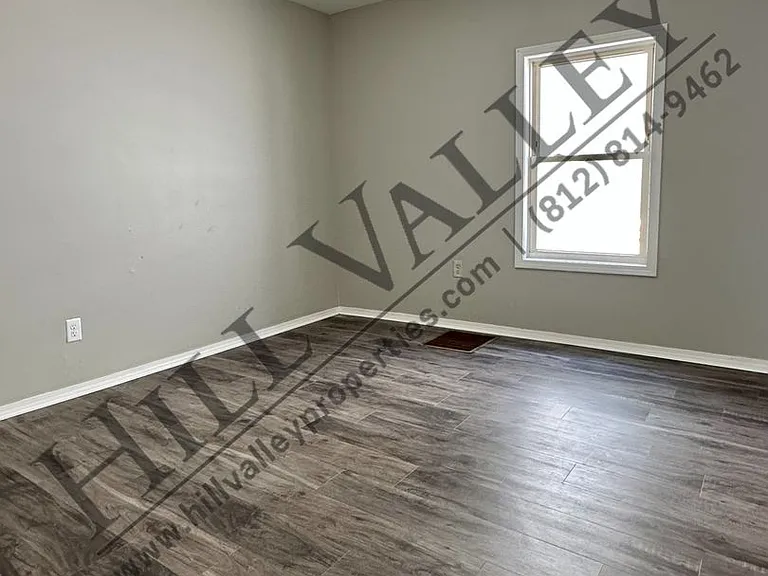 1505 S 10th St — Photo 6