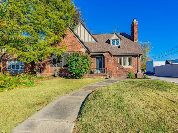 928 Lodge Ave, Evansville, IN 47714