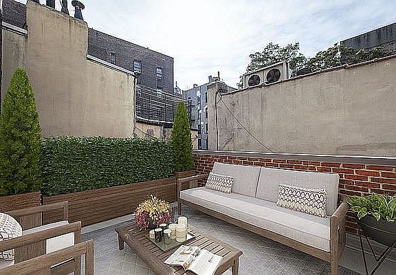 5th image of 275 Bleecker St APT 2