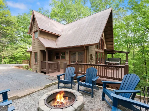 53 Elm Ridge Dr, Cleveland, GA 30528
