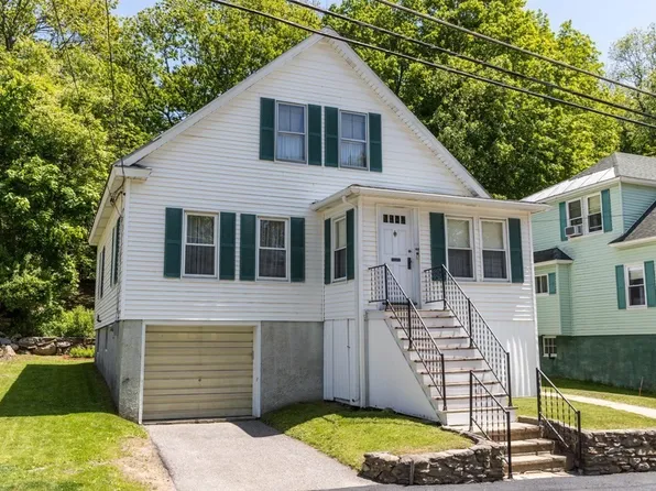 47 Sand St, Gardner, MA 01440