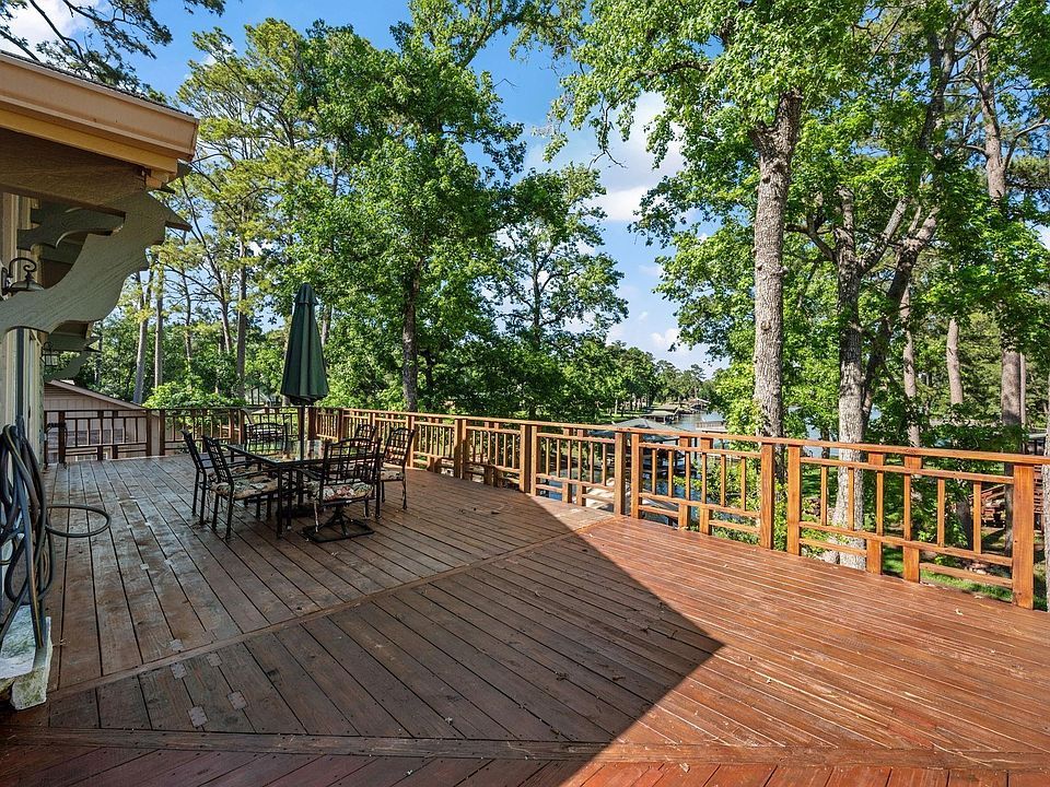 1st image of 271 Jennings Ln