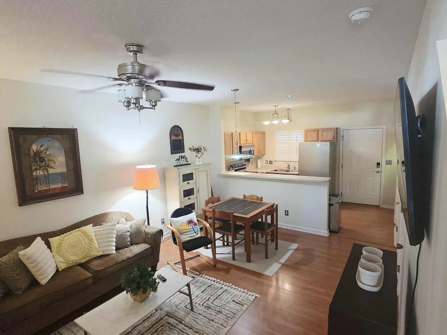 2 bed, 1.5 bath, 896 sqft, $2,200 — Photo 4