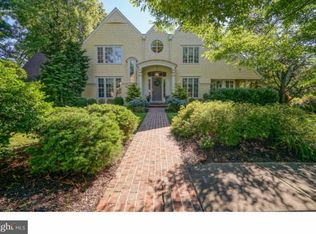 105 S Dudley Ave, Moorestown, NJ 08057