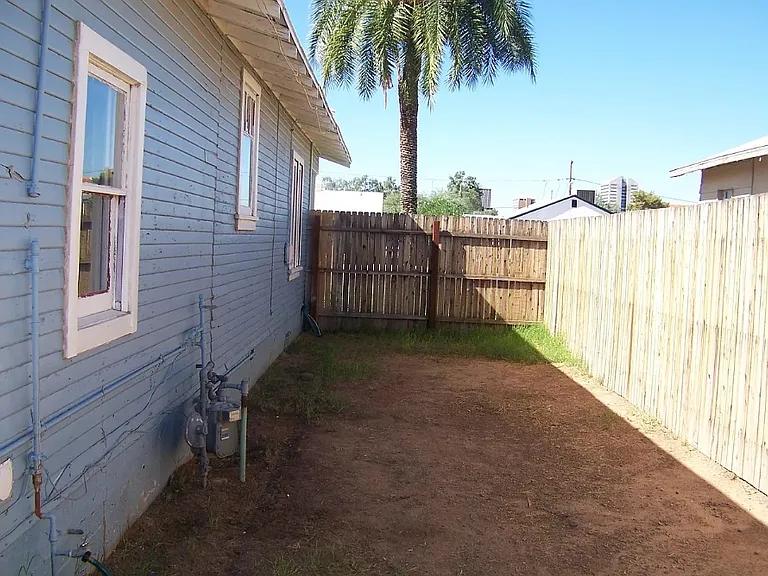 3805 N 9th Pl — Photo 20