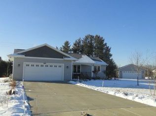 1131 Pinewood Ct, Sparta, WI 54656