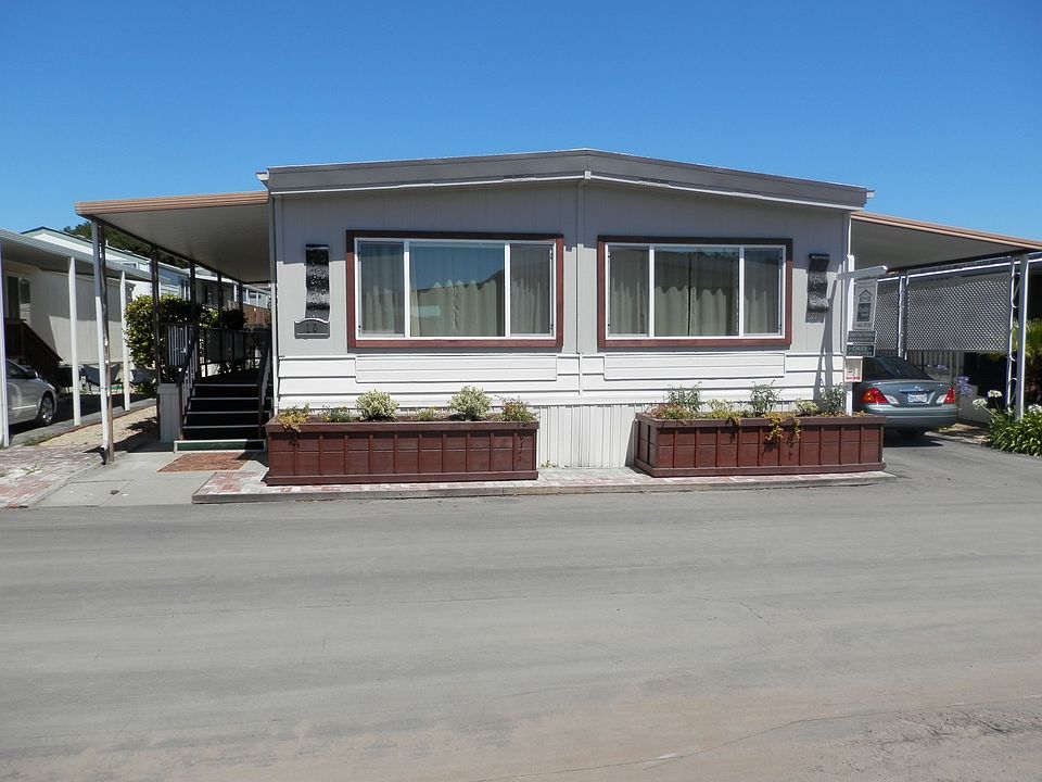 1st image of 4425 Clares St Spc 10