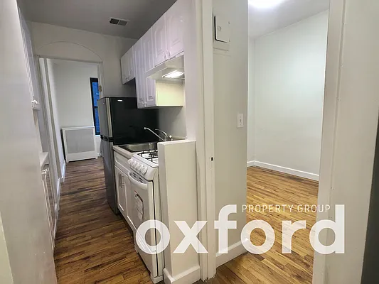 Rented by Oxford Property Group | media 20