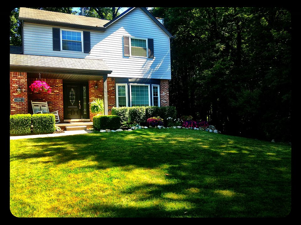 1st image of 4264 Heatherstone Dr