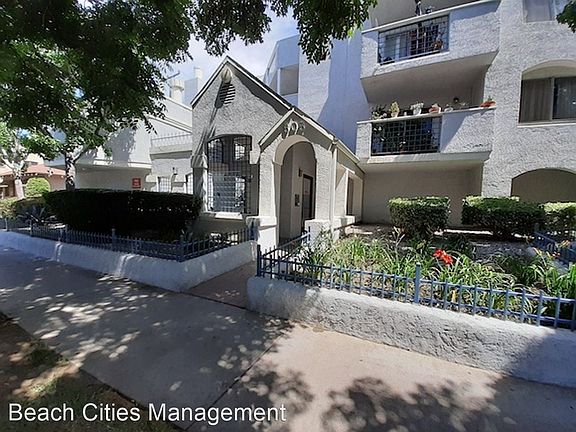 3rd image of 505 W 5th St APT 216