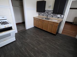 228 Belmont Ave APT 3L, Springfield, MA 01108