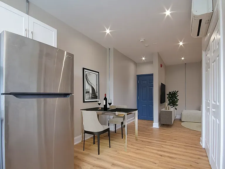 540 King St E #C3 — Photo 7
