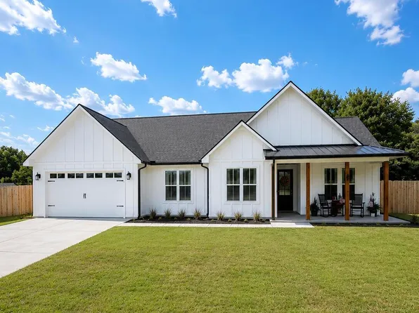 11 Bramblewood Trl SW, Cartersville, GA 30120
